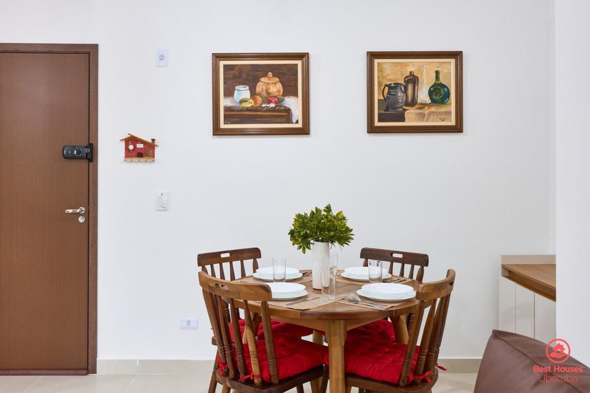 Apartamento Bh29: 1 Quadra D Praia, Ar, Churrasqueira, Piscina